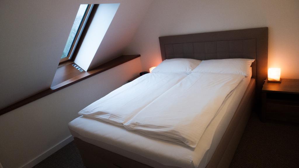 A7 Apartments Komarno Bagian luar foto